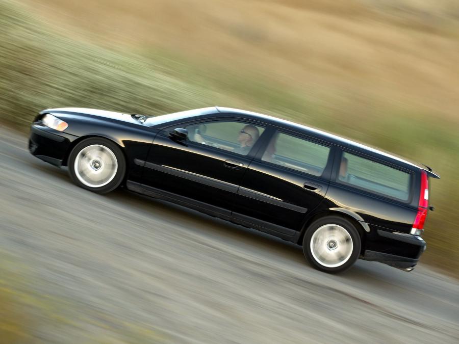  Volvo V70 R 2000 года  (фото 2 из 23)
